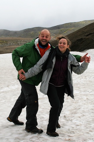Swing tanzen auf einem Gletscher in Island